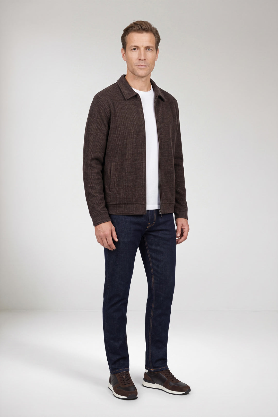 Two-Tone Jacquard Sweatvest - Camel